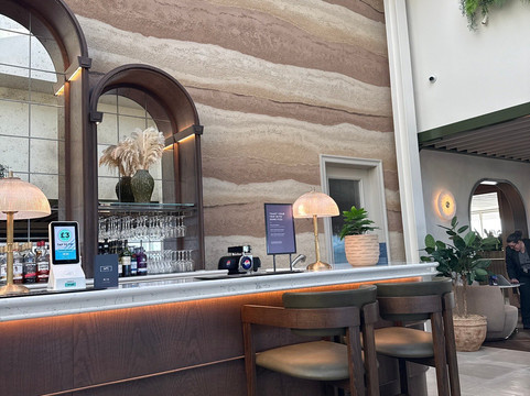 No1 Lounge at Jersey Airport-泽西岛必去景点