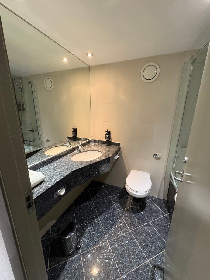 伦敦希斯洛机场凯悦嘉轩酒店-浴室