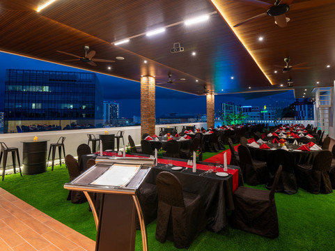 Howard Johnson by Wyndham Kota Kinabalu City Centre (formerly Hotel Shangri-La Kota Kinabalu)主图