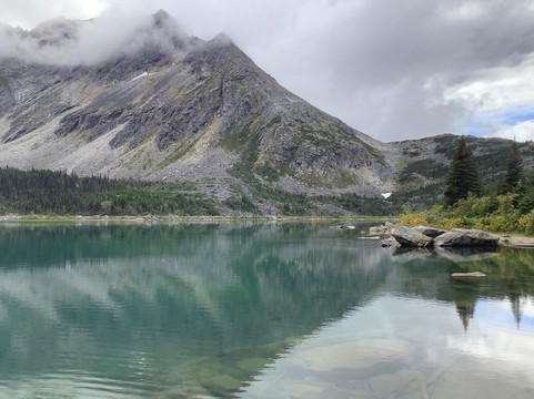 Upper Dewey Lake-史凯威必去景点