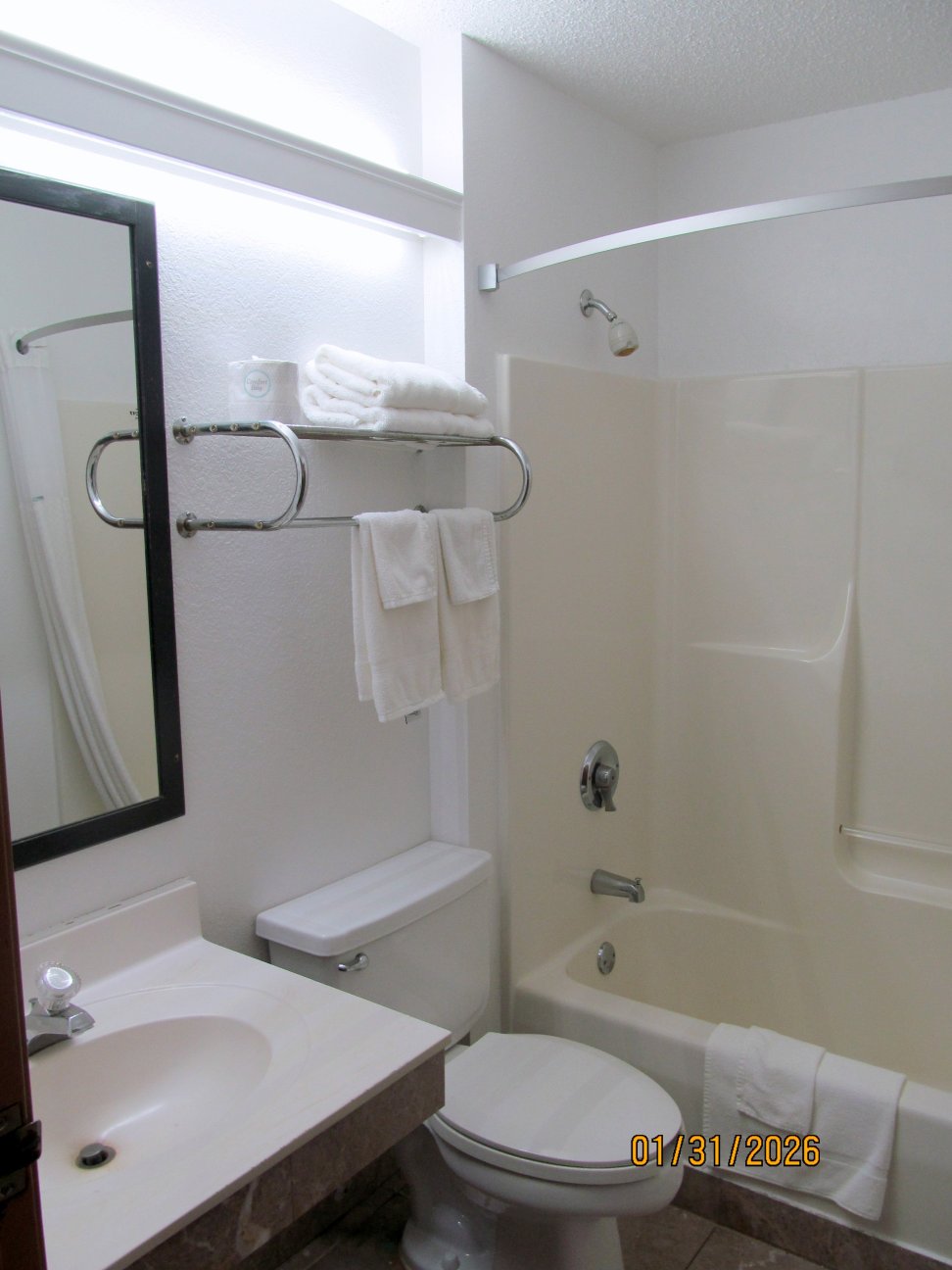 爱奥尼亚温德姆速8酒店-浴室