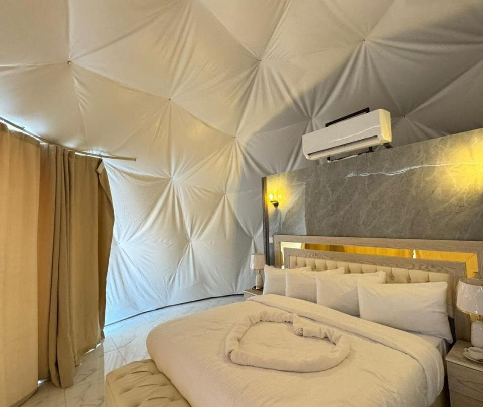 Princess Luxury Camp