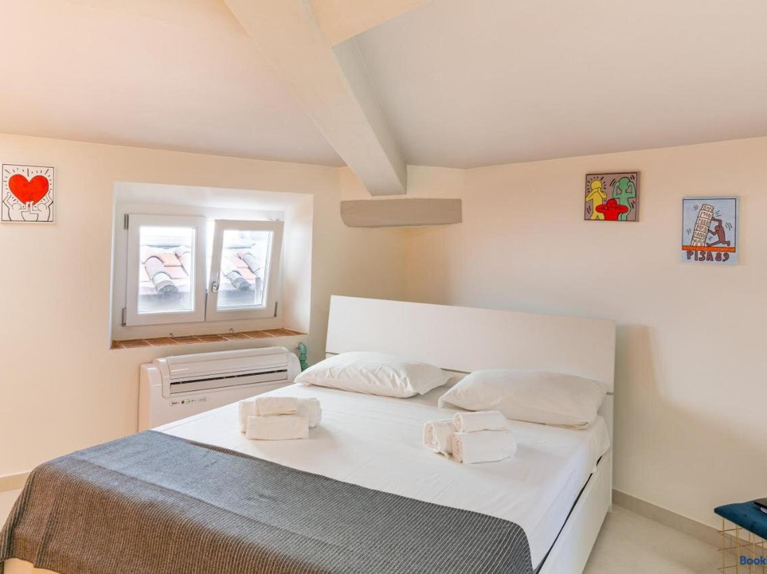 GuestHost - San Francesco Modern and Central Apartments