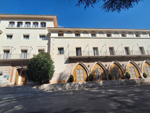 特鲁埃尔旅馆主图