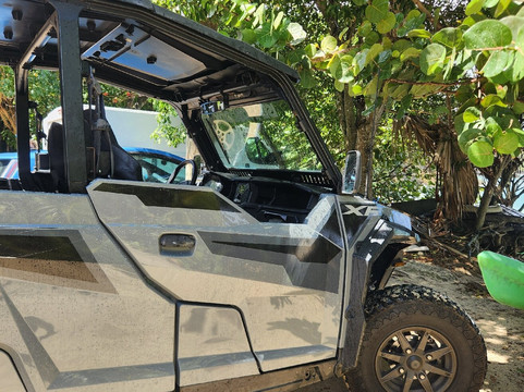 Islandbuddy Jeep Tours-圣 托马斯必去景点