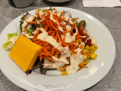 Plaza Premium Lounge Heathrow T2 Departures-伦敦必去景点