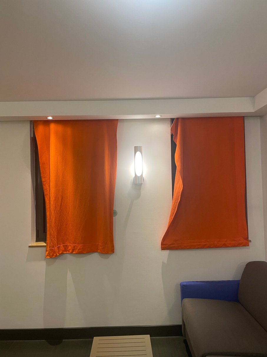 宜必思尚品罗马斯瓦朗斯 TGV 车站酒店-客卧