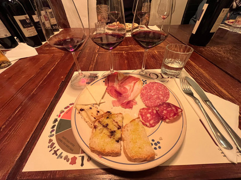 Casa Sola Chianti Winery-巴尔贝里诺瓦尔德尔萨必去景点