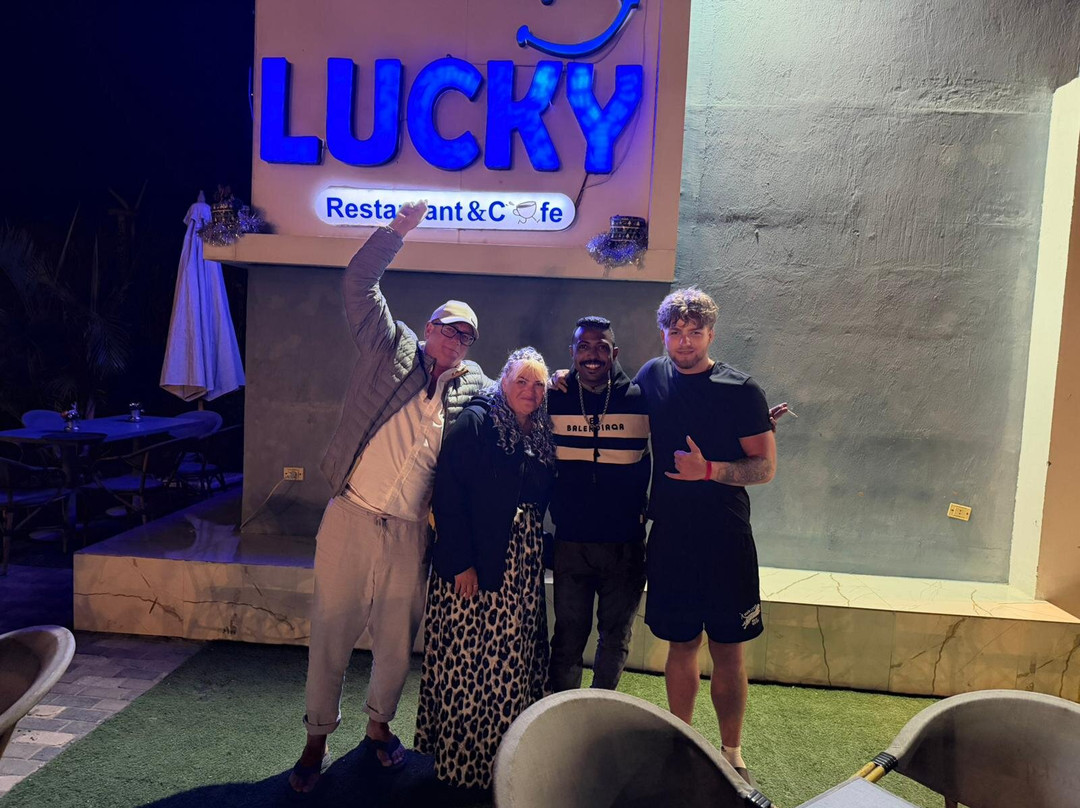 Lucky Restaurant & Café