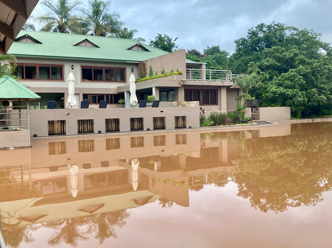 班姆布湖滨小屋主图