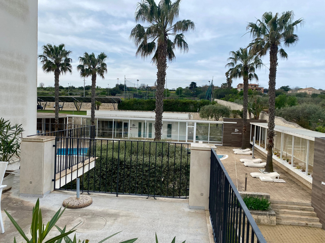 皮尔特尼尔度假酒店主图