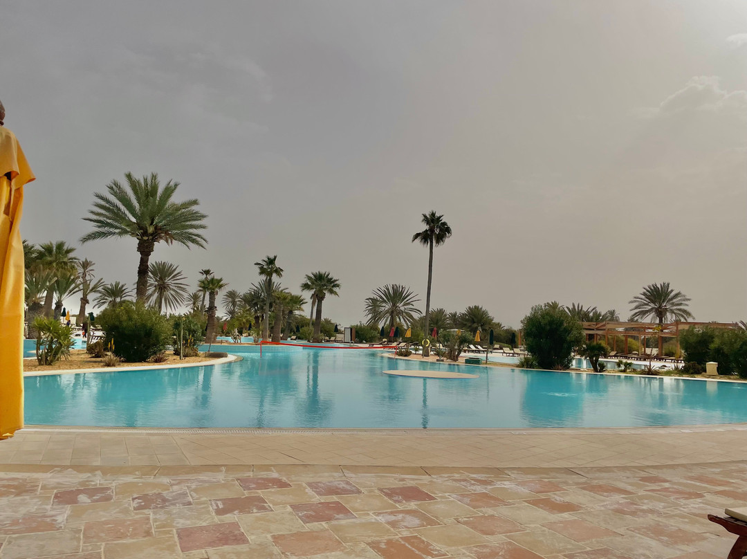 杰尔巴广场海水浴 SPA 酒店主图