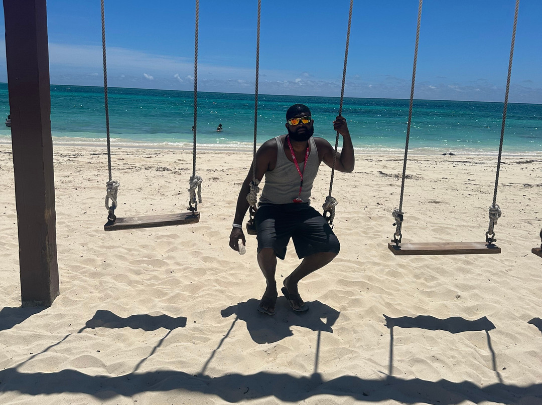 Pirate's Cove Zip Line and Water Park-弗里波特必去景点