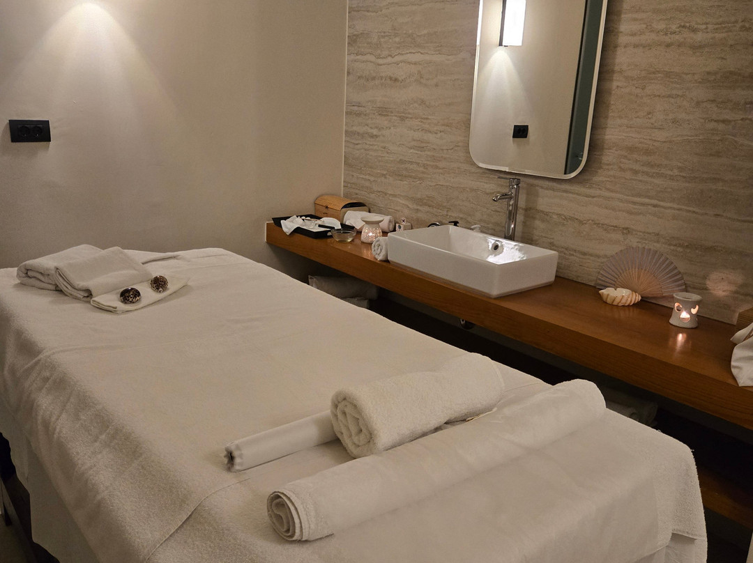 克基拉蓝色酒店及 Spa - 路易士酒店主图