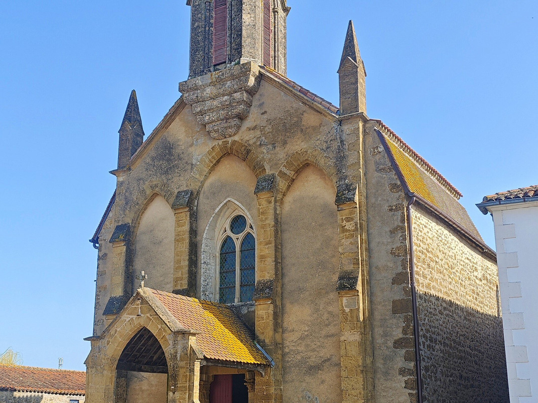 Eglise Saint-Laurent (de la Salle)-Fontenay-le-Comte必去景点