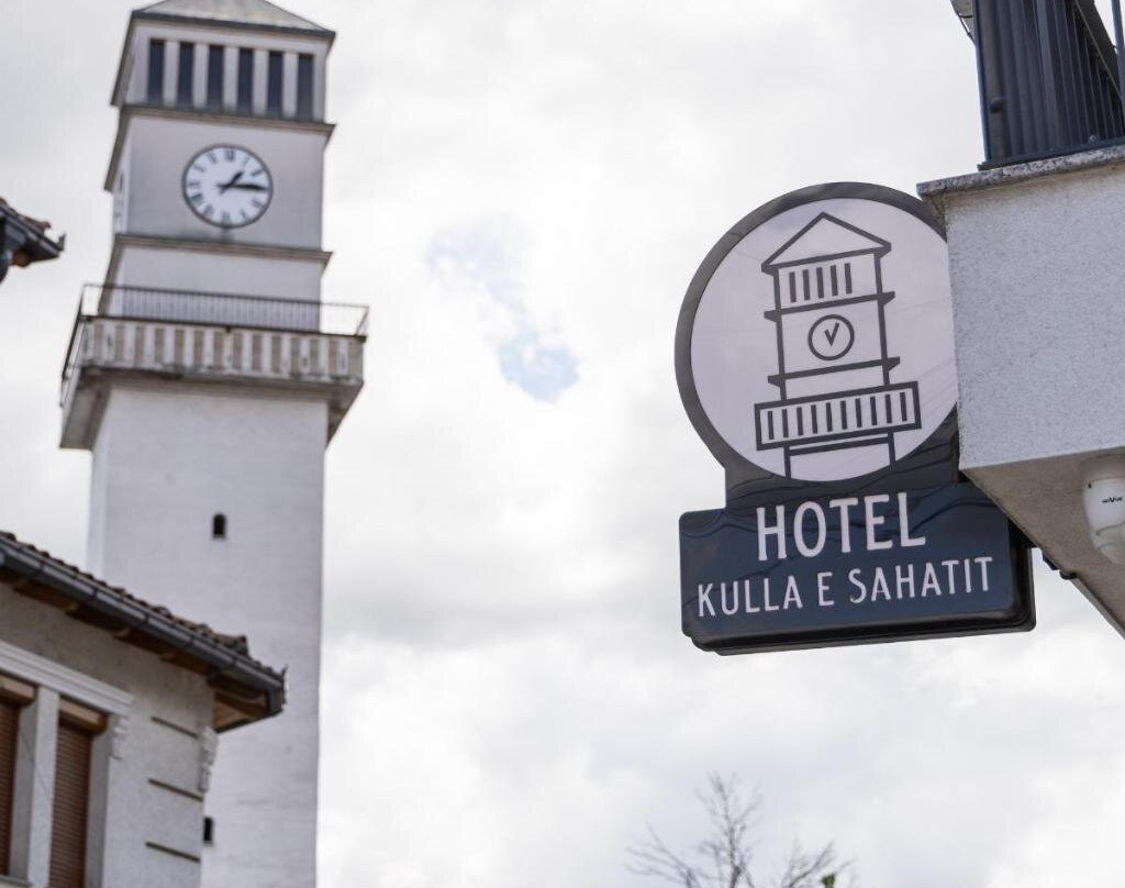 Hotel Kulla E Sahatit