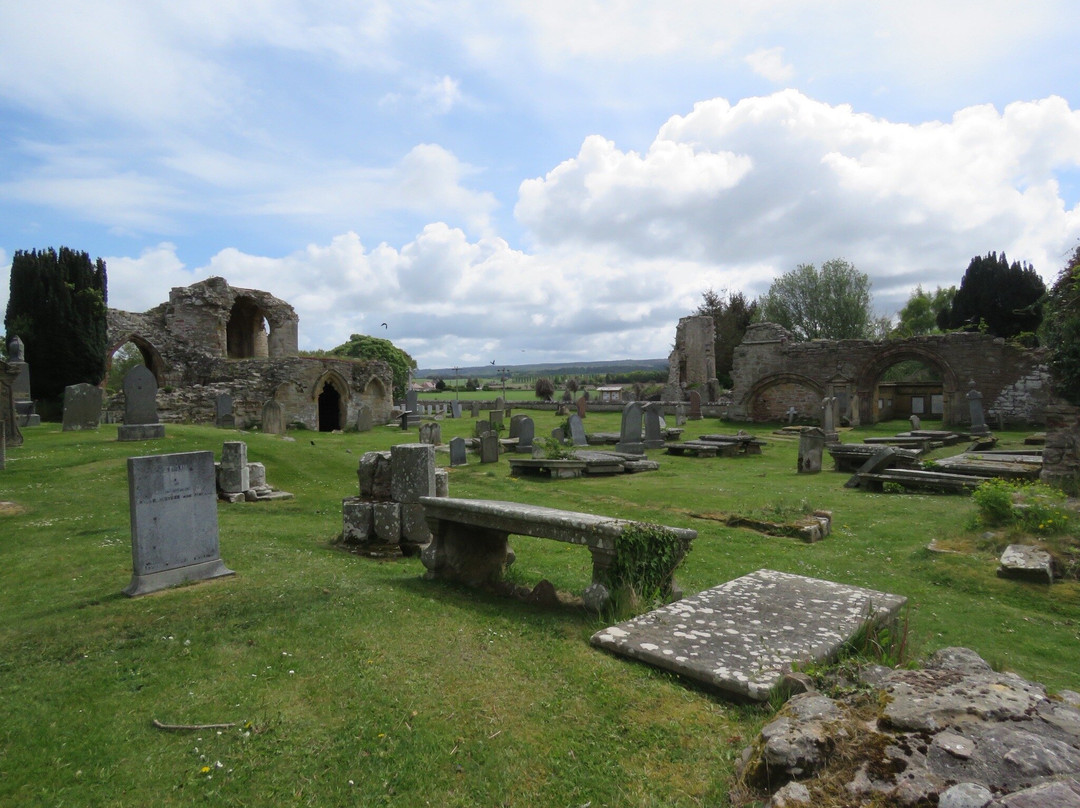 Kinloss Abbey-Kinloss必去景点