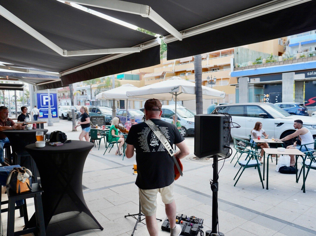 Cafe De Strip