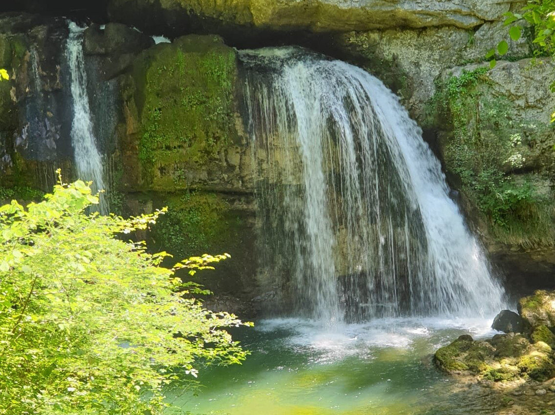 Cascade des Combes-圣克洛德必去景点