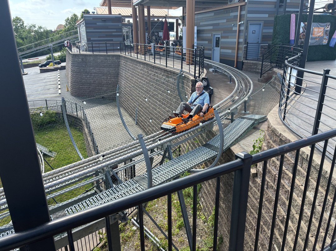 The Branson Coaster-布兰森必去景点