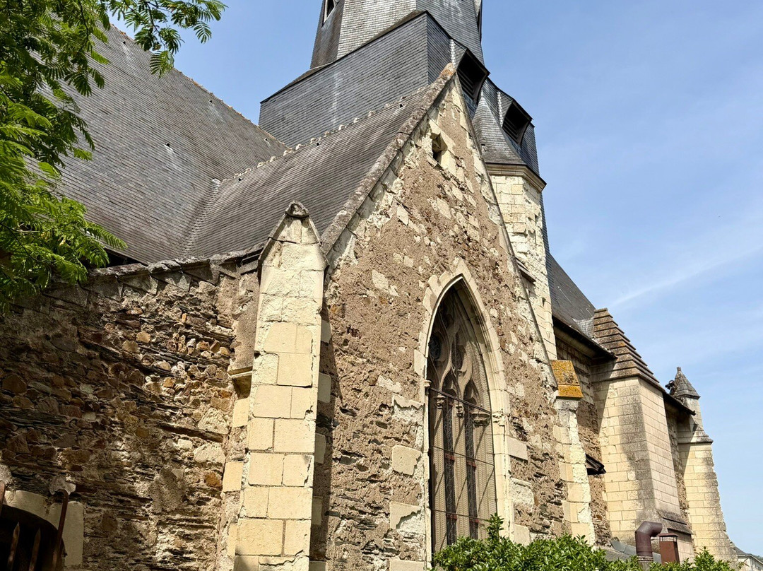 Eglise Saint Aubin-Les Ponts De Ce必去景点