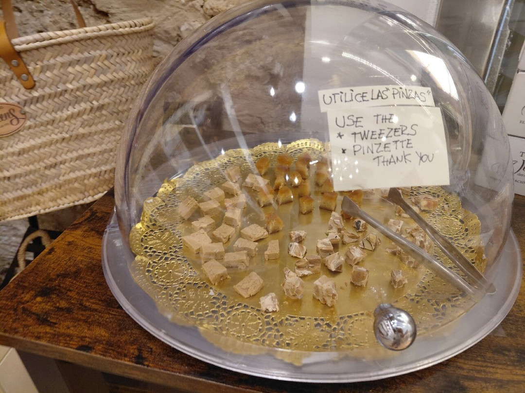 Torrons Artesans Vicens-Puigcerda必去景点