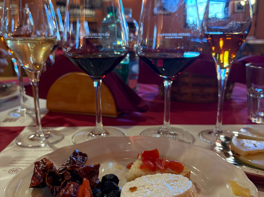 Cantine del Notaio-Rionero in Vulture必去景点