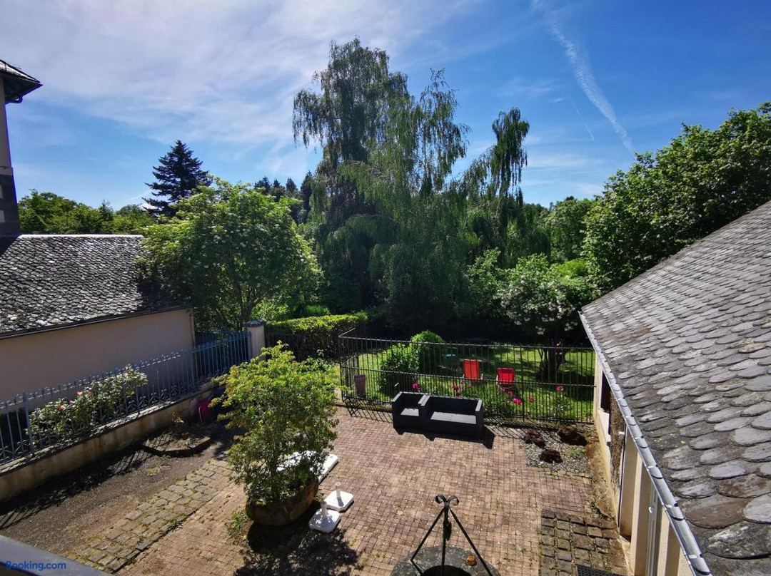 Gites & chambre d'Hotes - AVEZE