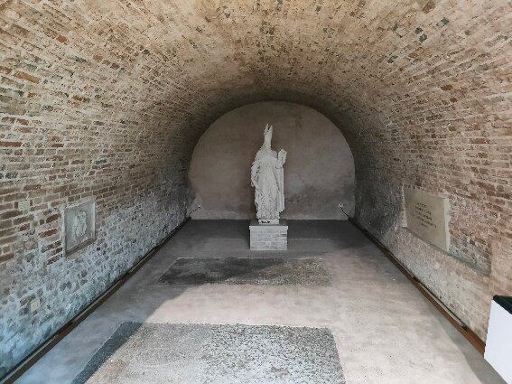 Cattedrale di San Pietro Apostolo-特雷维索必去景点