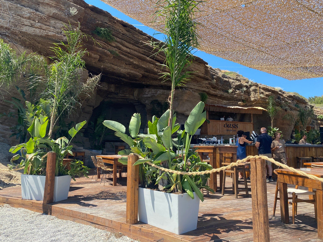 Oasis Beach-Kallithea必去景点