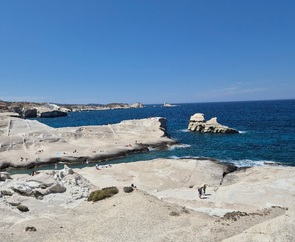 Sarakiniko Beach-米洛斯岛必去景点