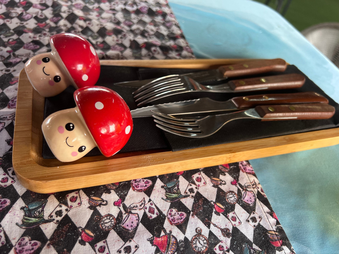Mac's Tearoom
