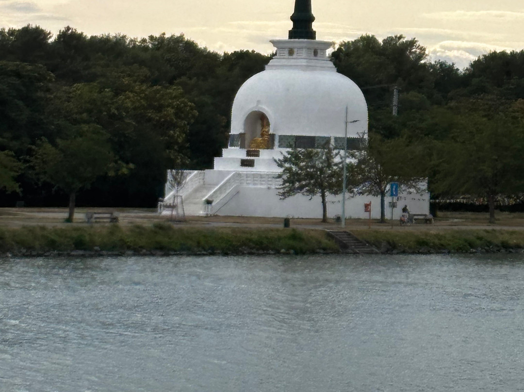 Vienna Peace Pagoda-维也纳必去景点