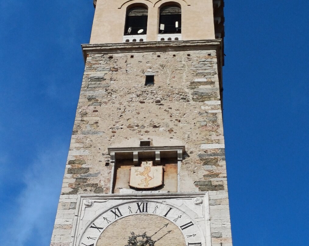 Torre Civica-洛纳托德尔加尔达必去景点