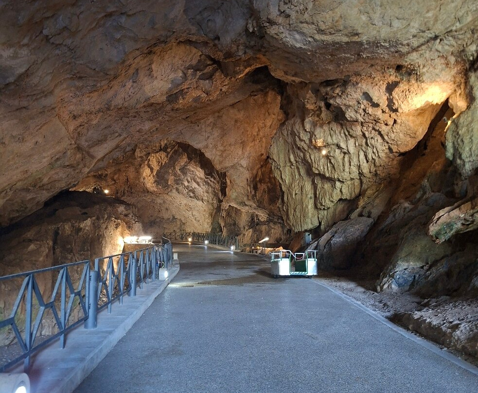 Grotta Di San Giovanni-Domusnovas必去景点