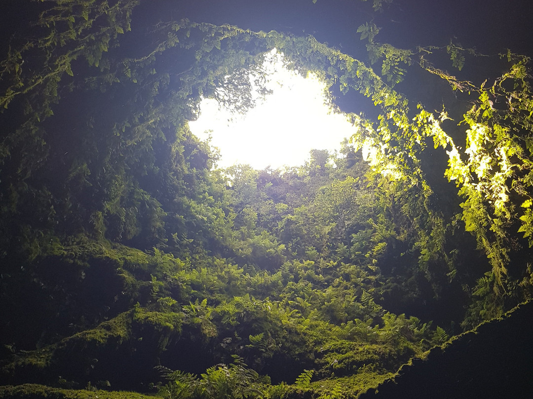 Gruta do Carvão-蓬塔德尔加达必去景点