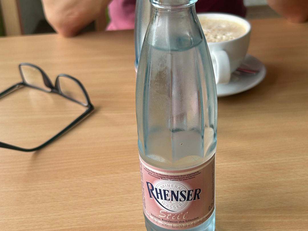 埃尔伯特乡村酒店主图