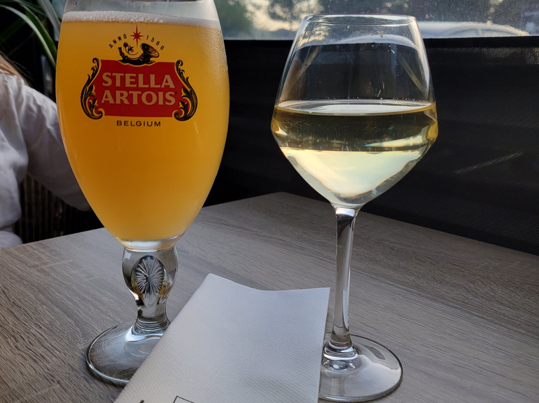 圣布里厄英式酒店主图