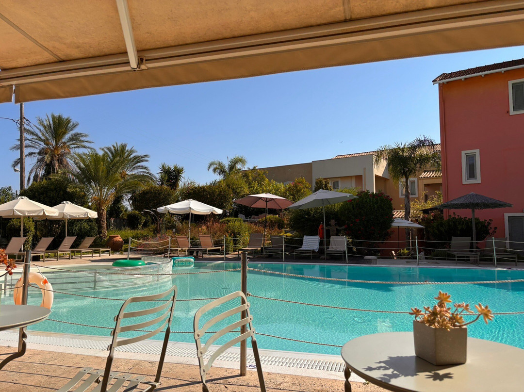 Alkyon Apartments & Villas Hotel主图