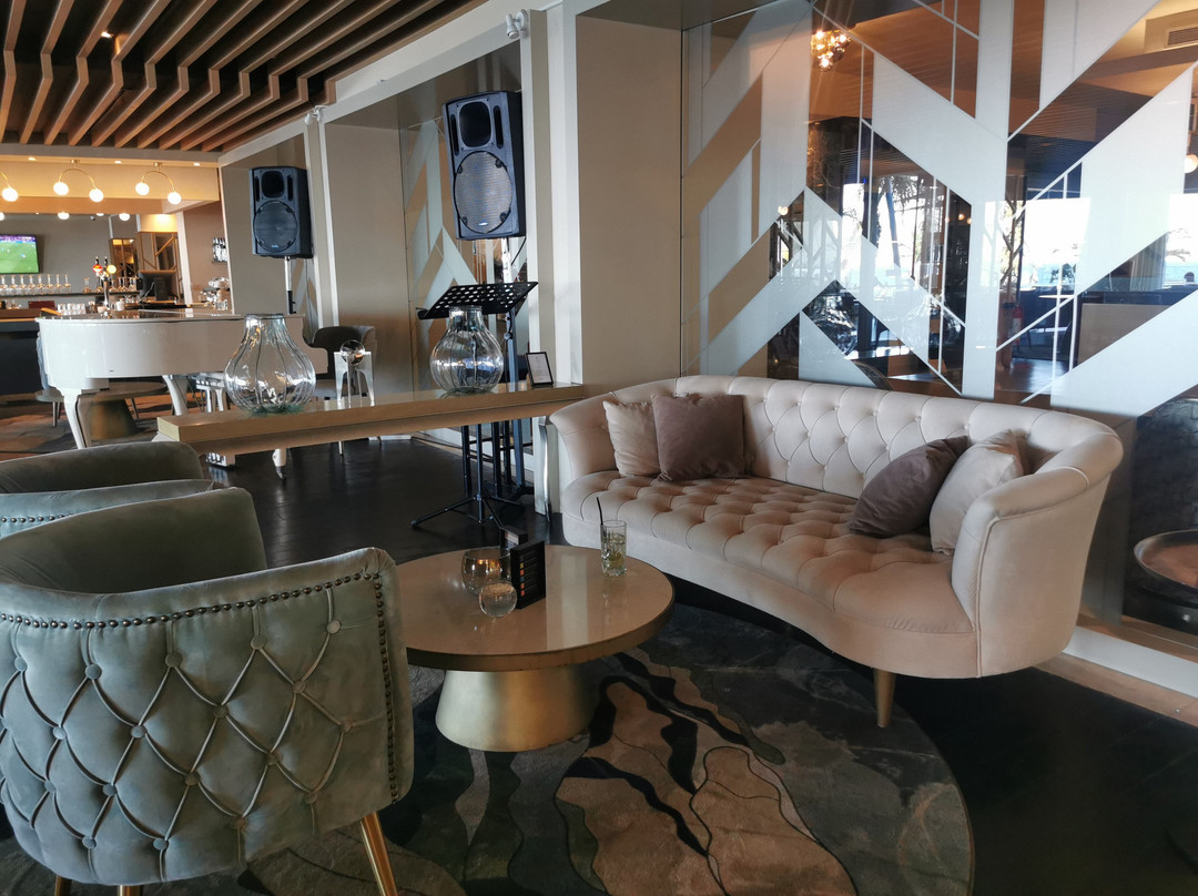 阿波罗尼亚皇家酒店主图