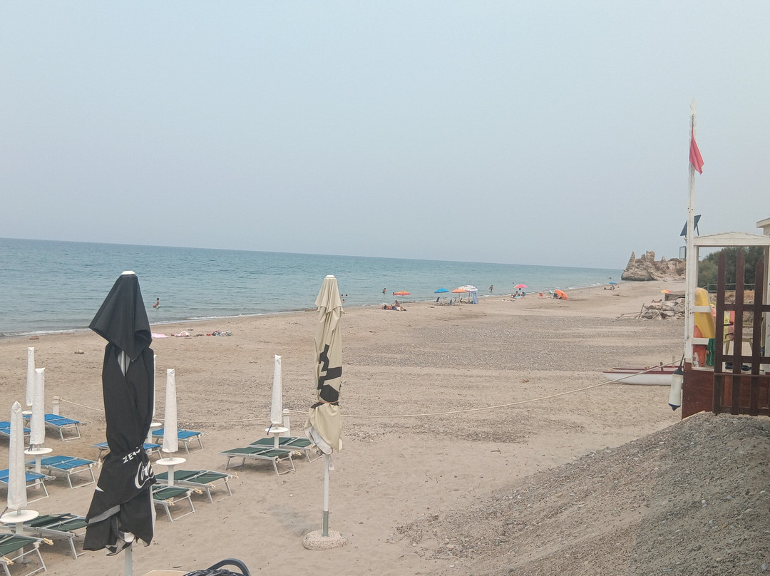 Lido Giglio-Campofelice di Roccella必去景点