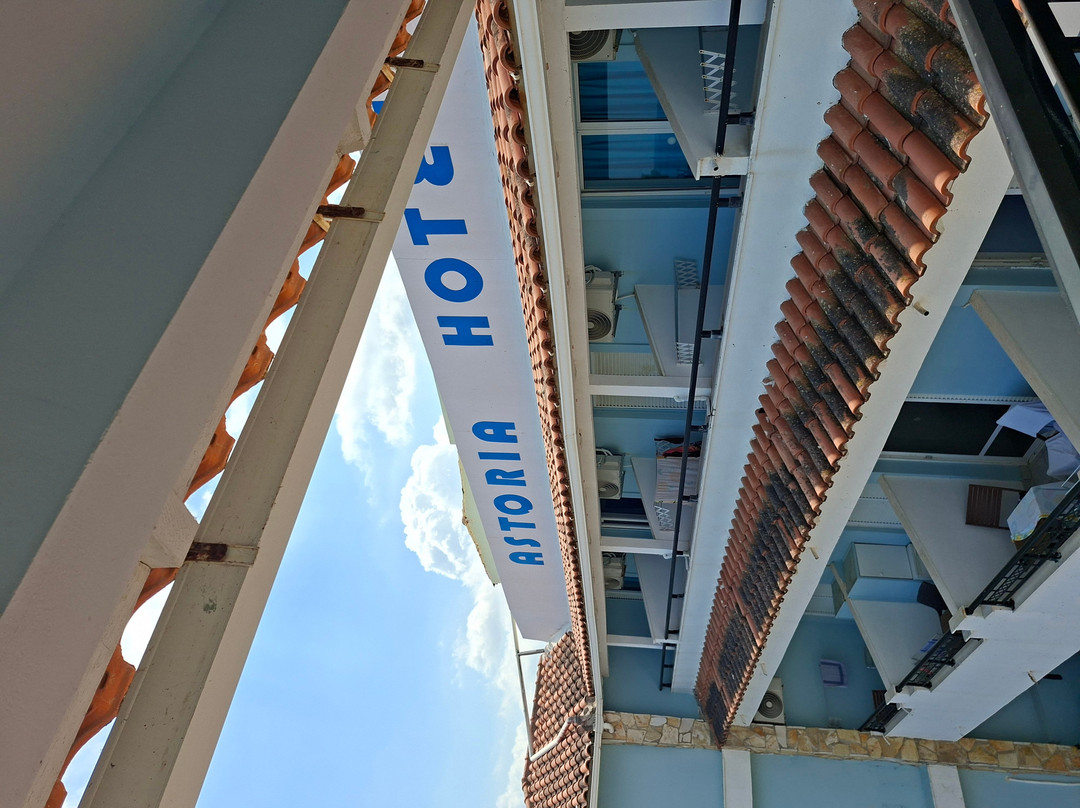 Astoria Hotel主图
