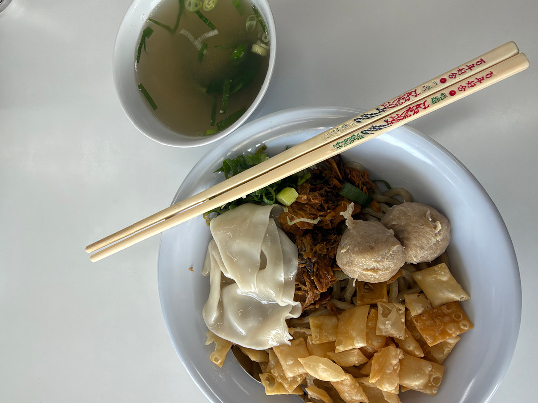 Bakmi & Bubur Ayam Djie Tjap