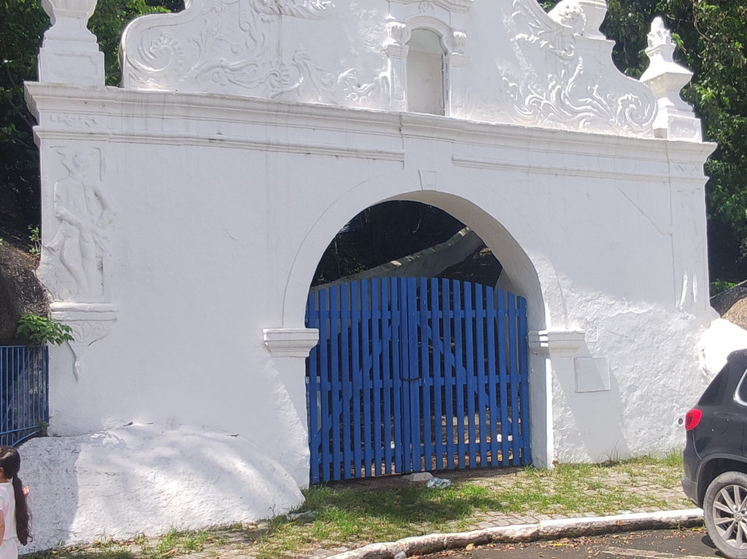 Gruta do Frei Pedro Palácios-维拉维尔哈必去景点