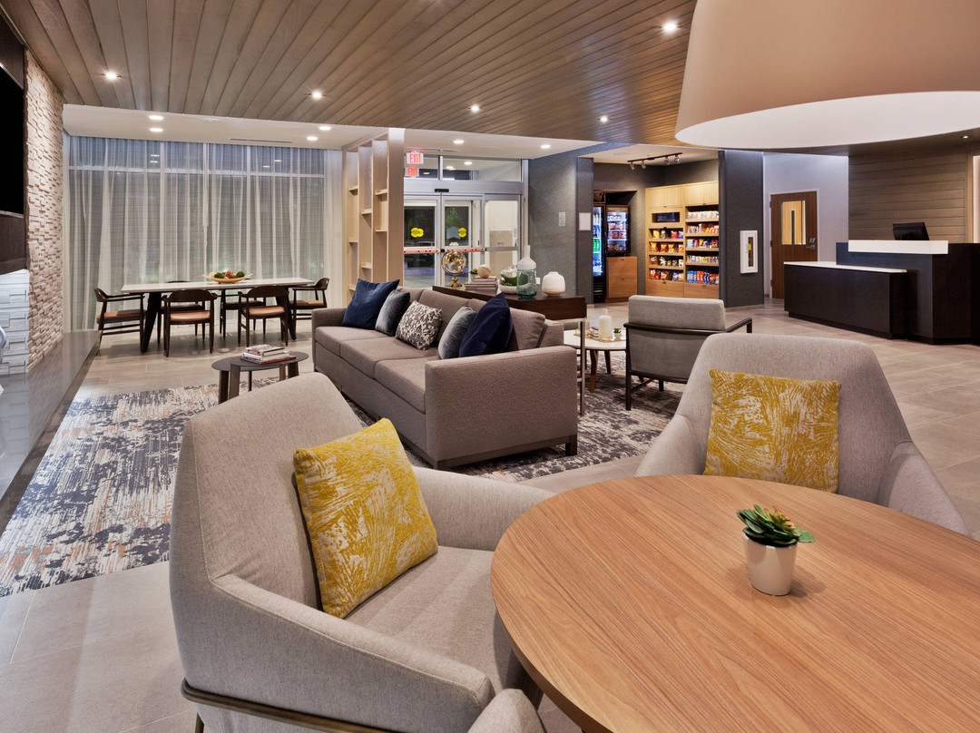 Fairfield by Marriott Inn & Suites Birmingham Colonnade/Grandview主图