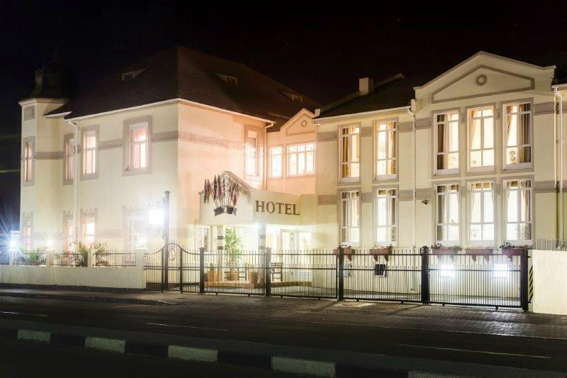 斯瓦科普蒙德酒店住宿-Hotel Eberwein