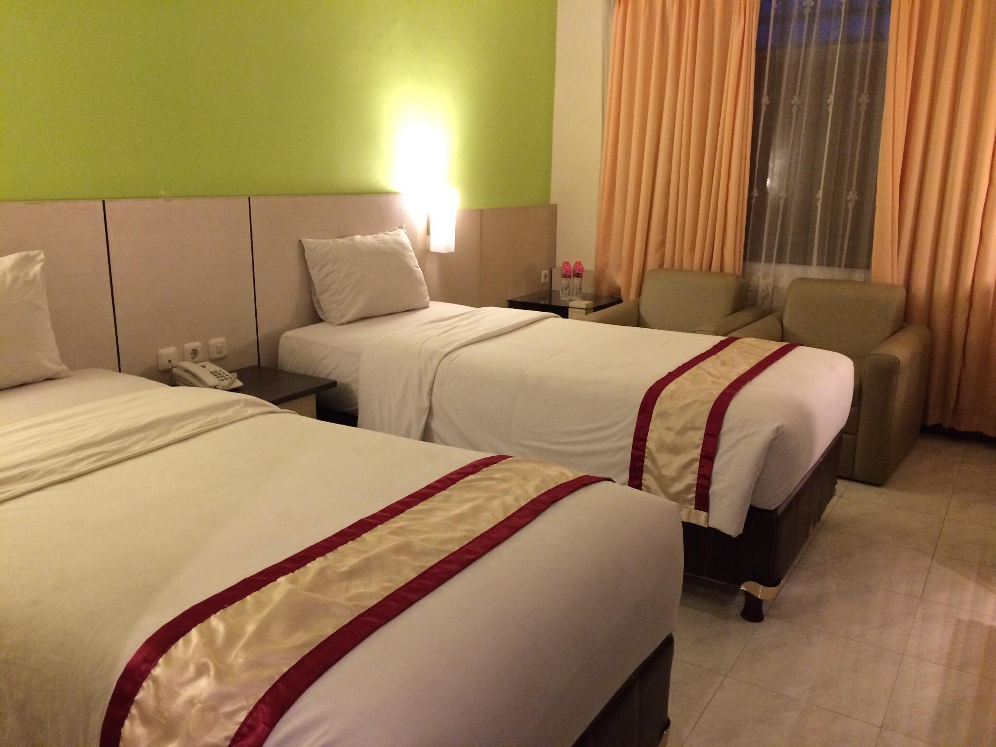 Hotel 88 Jember By WH-浴室