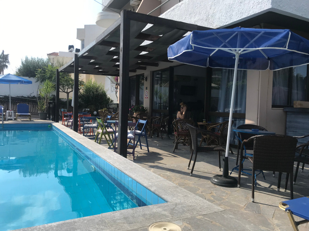 Mochos酒店住宿-Hotel Elvira