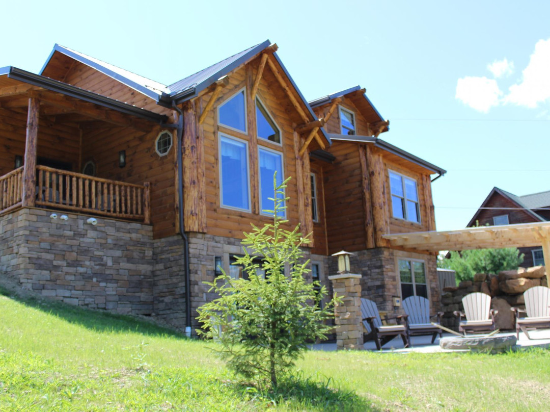 Coblentz Country Cabins - Berlin Country Cabins