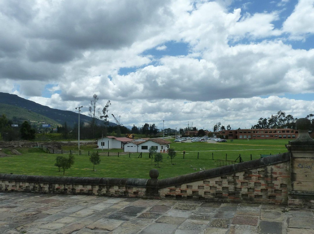 Chia旅游景点-Puente del Comun